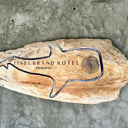 Sands Grand Hotel Dhigurah  Luaran gambar